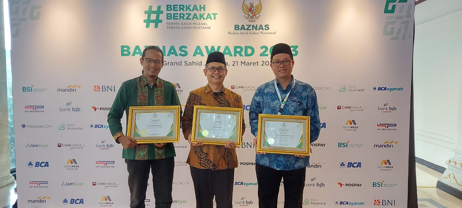 Lazismu Raih Baznas Award 2023 Kategori Program Kemanusiaan Terbaik ...