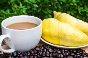 Makanan dan minuman yang tidak boleh dikonsumsi bersamaan dengan durian