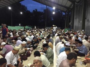 buka puasa di Masjid Al Jihad Banjarmasin
