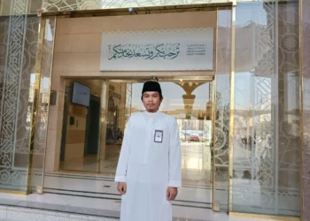 Penerjemah di masjid Nabawi