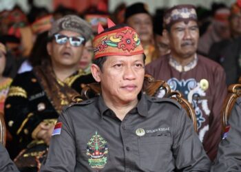 Hanif Faisol Nurofiq