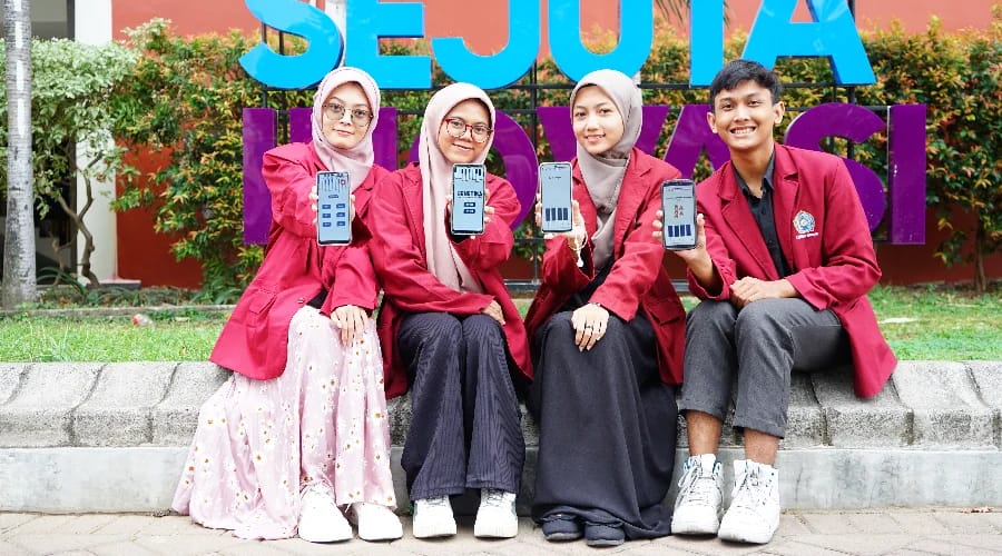 Mahasiswa UM Surabaya Ciptakan Aplikasi Matematika