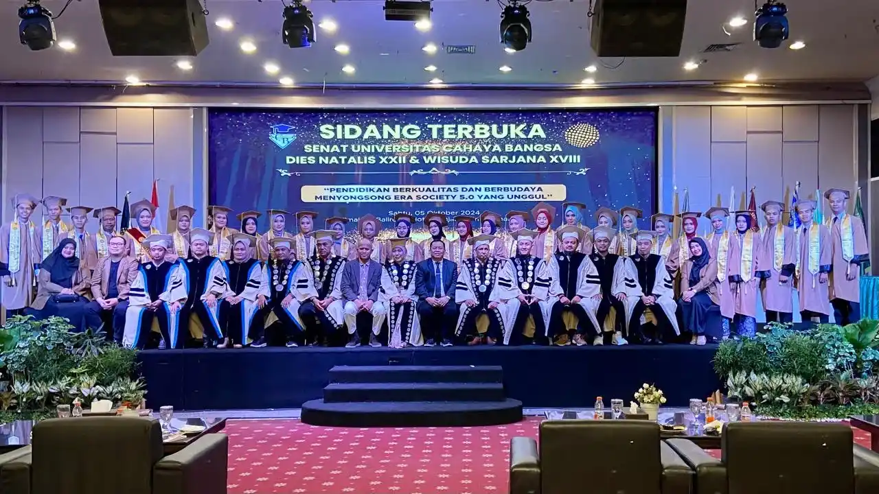 Wisuda UCB