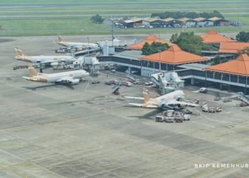 Harga-Tiket-Pesawat-Turun