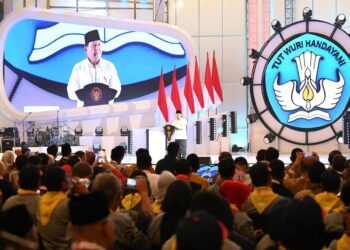 Kenaikan gaji guru