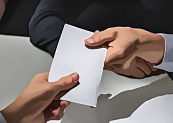 Hukum menerima amplop politik uang