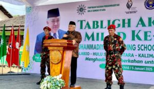 Din syamsuddin mengisi tabligh Akbar