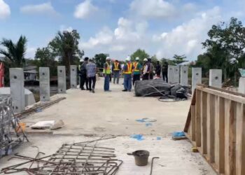 Jembatan Cemara Ujung-Sungai Andai