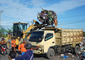 Sampah di Jalan Lingkar Dalam Selatan