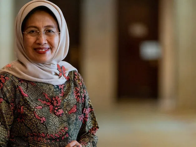 Siti Ruhaini Dzuhayatin