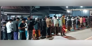 Jemaah Masjid Al-Ilyas Malang
