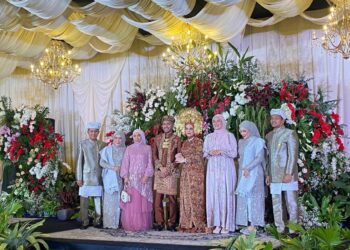 Resepsi Pernikahan Deny dan Sofwa