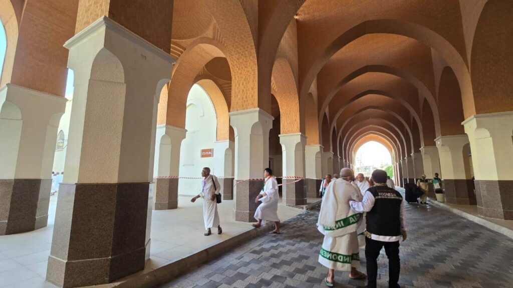 masjid al muhrim di zulhulaifah