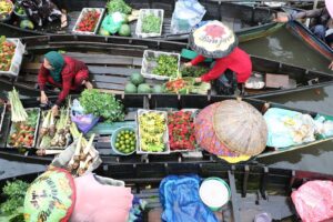 Pasar Terapung Kuin Alalak