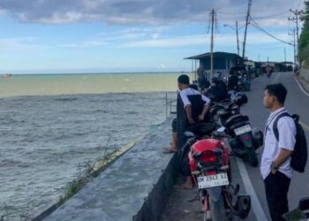 Peringat tsunami Gorontalo