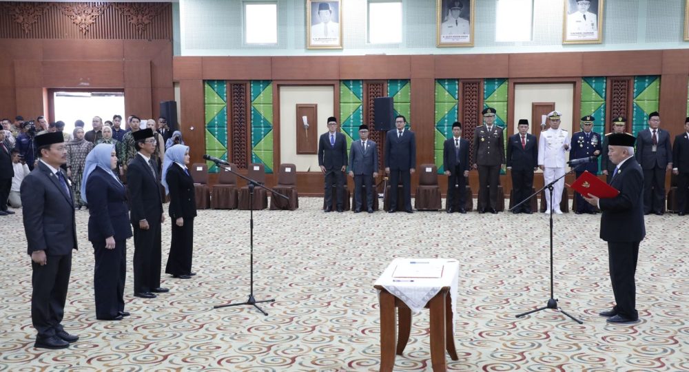 Pelantikan 4 Dewan Komisaris Baru Bank Kalsel