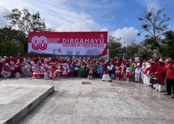 Pawai Kemerdekaan AUM HST