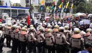 Ilustrasi demonstrasi di DPRD provinsi Kalsel