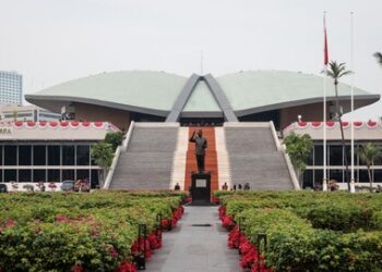 Tunjangan DPR naik