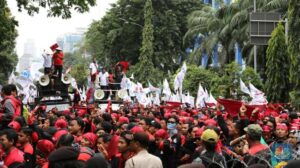 Buruh aksi