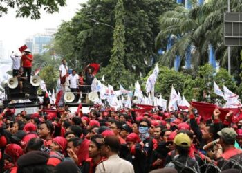 Buruh aksi