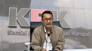 KPK Periksa biro travel