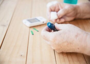 Glyra, alat pendeteksi diabetes melalui embusan nafas