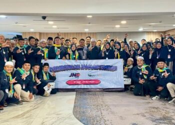 JNE Berangkatkan karyawan Umrah