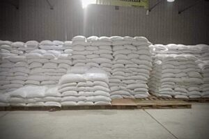 250 ton beras