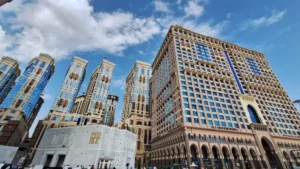 gedung dan hotel di sekitar Masjidil Haram