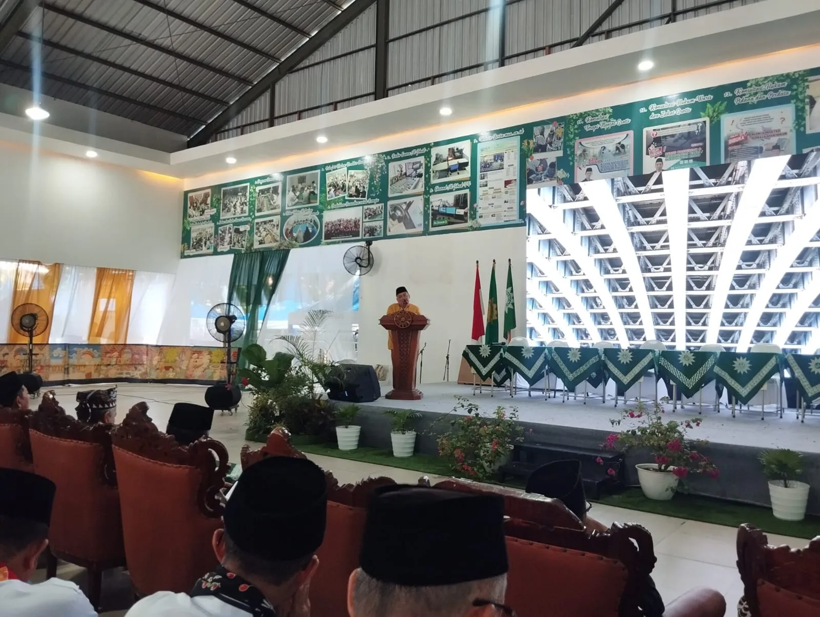 Ketua LPCRPM PPM menyampaikan sambutan di kongres CRM Award VI 2025