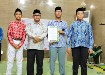 Foto bersama setelah deklarasi