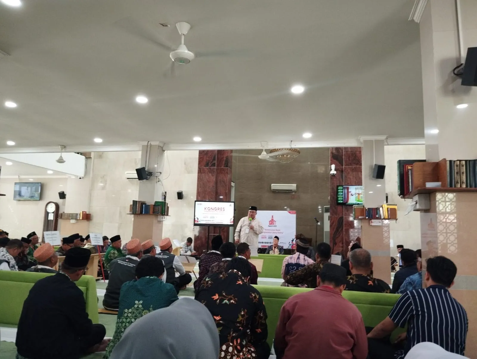 Penjurian finalis kategori best of the best CRM Award VI