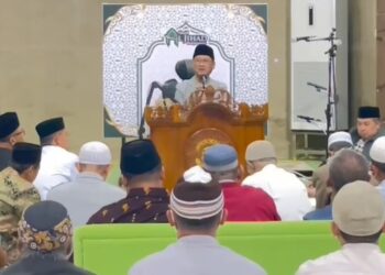 H. Iskak Sulistiya, Ketua PDM Klaten mengisi kajian khusus dalam rangka CRM Award VI