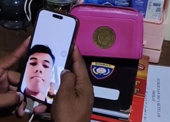 Ipda Purnomo video call Argi untuk berikan hadiah umrah gratis