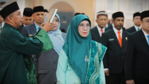 Prof. Dr. Hj. Nida Mufidah