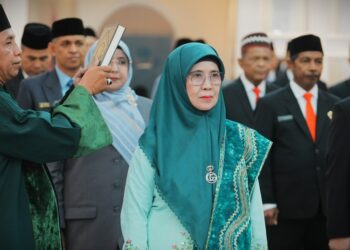Prof. Dr. Hj. Nida Mufidah