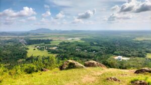 Suasana Bukit Sapu Angin
