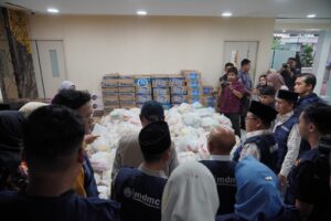 Muhammadiyah terima bantuan kemanusiaan dari Bulan Sabit Merah UEA