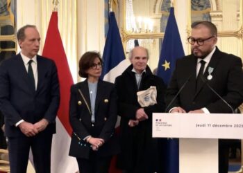 Joko Anwar terima penghargaan