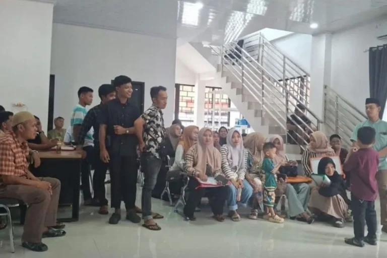 Seorang Penjual Es Kelapa di Gowa Daftarkan 24 Anggota Keluarga Sekaligus untuk Naik Haji, Begini Kisahnya!