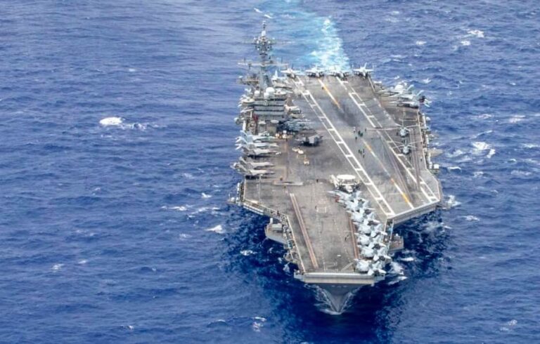 Kapal Induk Nuklir AS Hilir Mudik Dekat Perairan RI, Sinyal Keras ke China