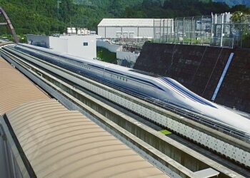 Kereta maglev Seri L0