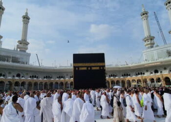 Otoritas Perbatasan Israel Pulangkan Ratusan Jemaah Umrah Palestina