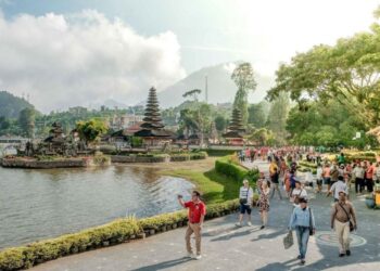 Bali Rancang Aturan Baru Wisatawan Mancanegara