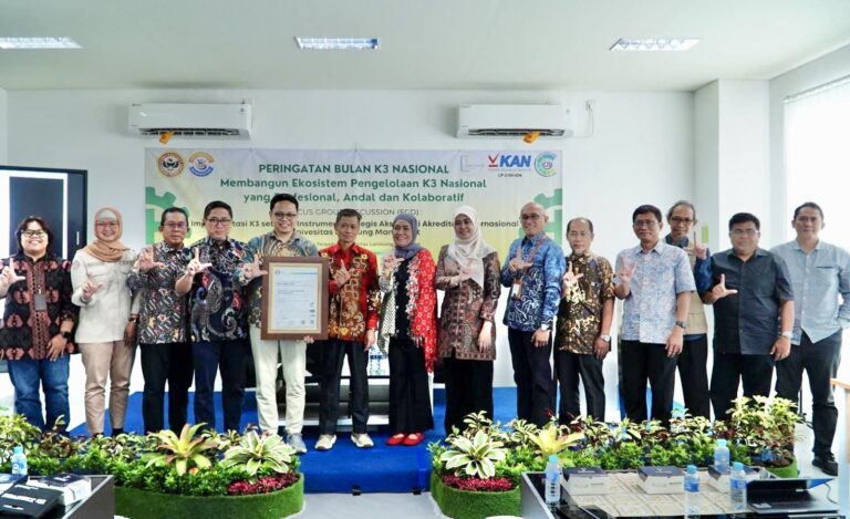 Laboratorium Terpadu ULM Raih Sertifikasi ISO 45001:2018, Perkuat Sistem K3 dan Penjaminan Mutu