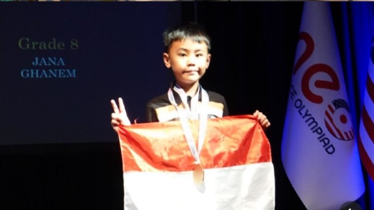 Siswa SD Asal Bandung Raih Juara 2 Olimpiade Neo Science di Amerika dan Diundang ke Nasa. Ini Prestasinya!