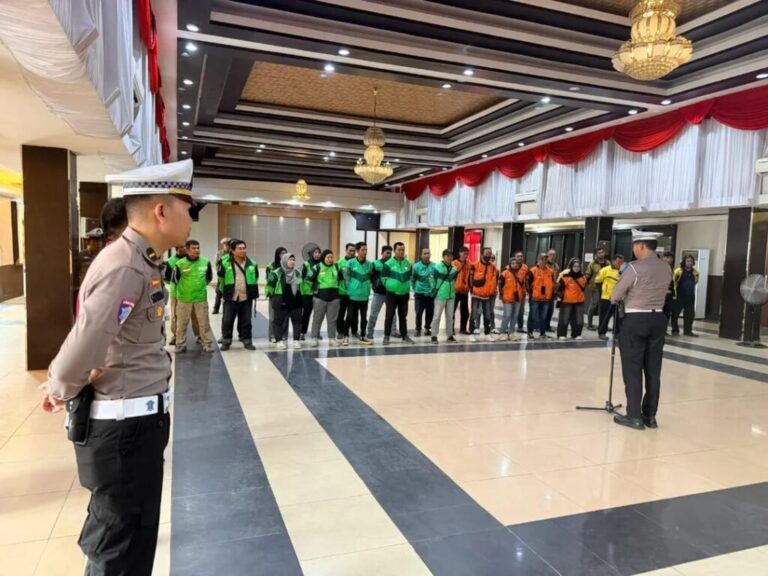 Ops Keselamatan Intan 2026: Polisi Gandeng Pengemudi Ojol Tekan Pelanggaran