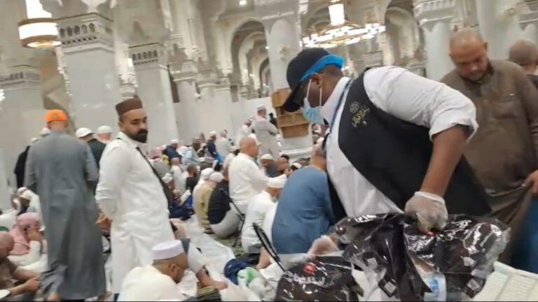 Bagaimana Suasana Buka Puasa Ramadhan 1447 H di Masjidil Haram? Ustaz Riza Rahman Bagikan Kisahnya!