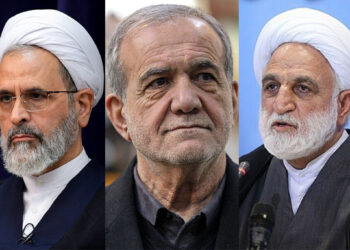 Ayatollah Alireza Alafi [kiri], Masoud Pareshkian [tengah], Gholam-Hossein Mohseni-Eje'i [kanan]